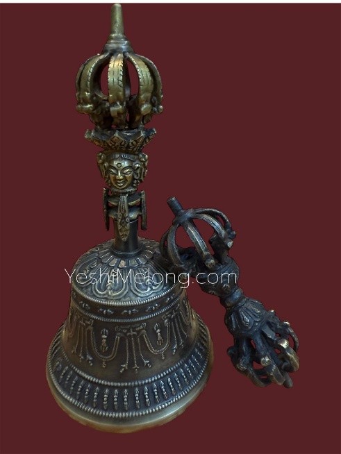 Chuông chày 9 chấu