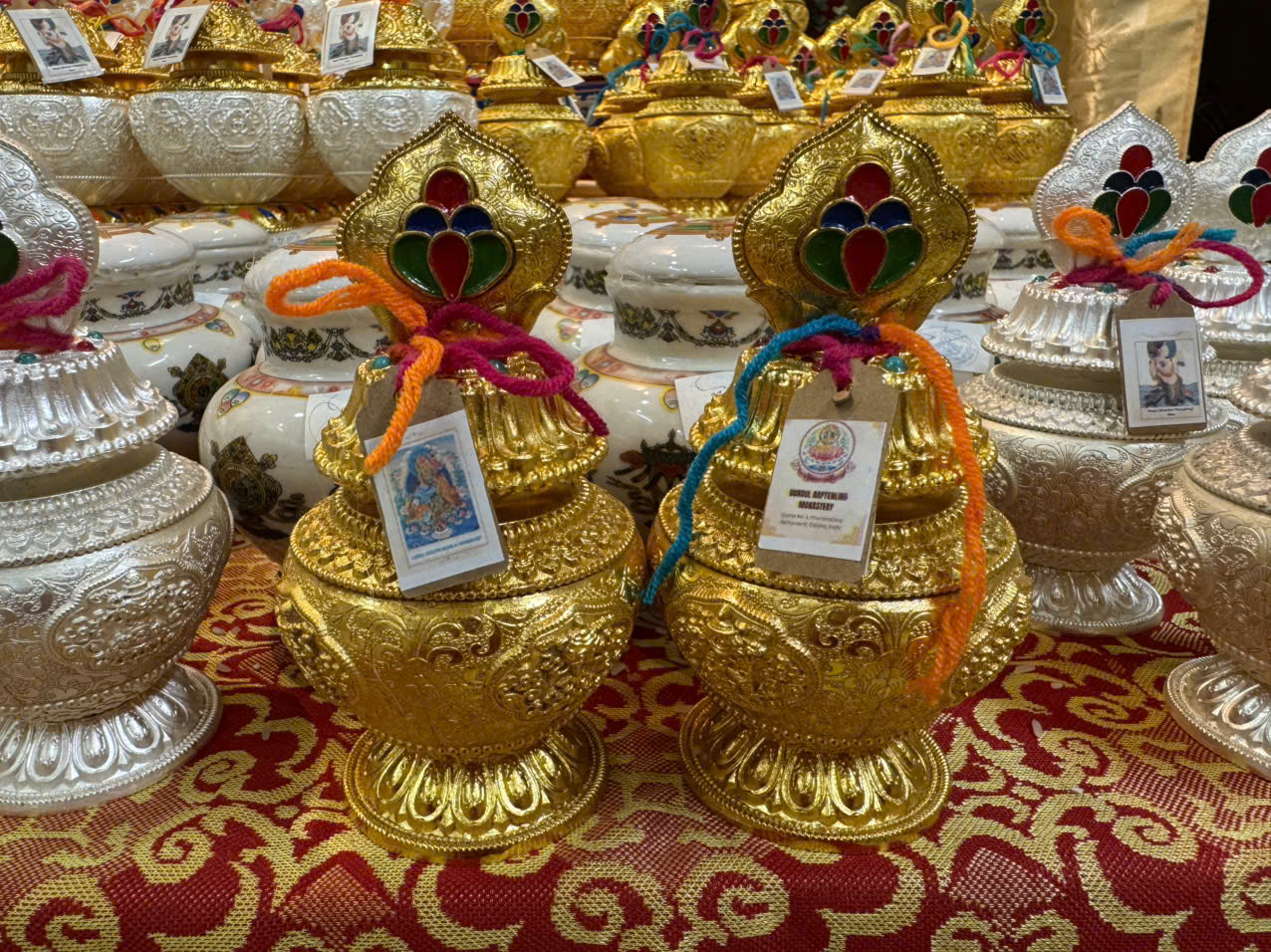 BẢO BÌNH ĐẠO SƯ LIÊN HOA TÀI BẢO