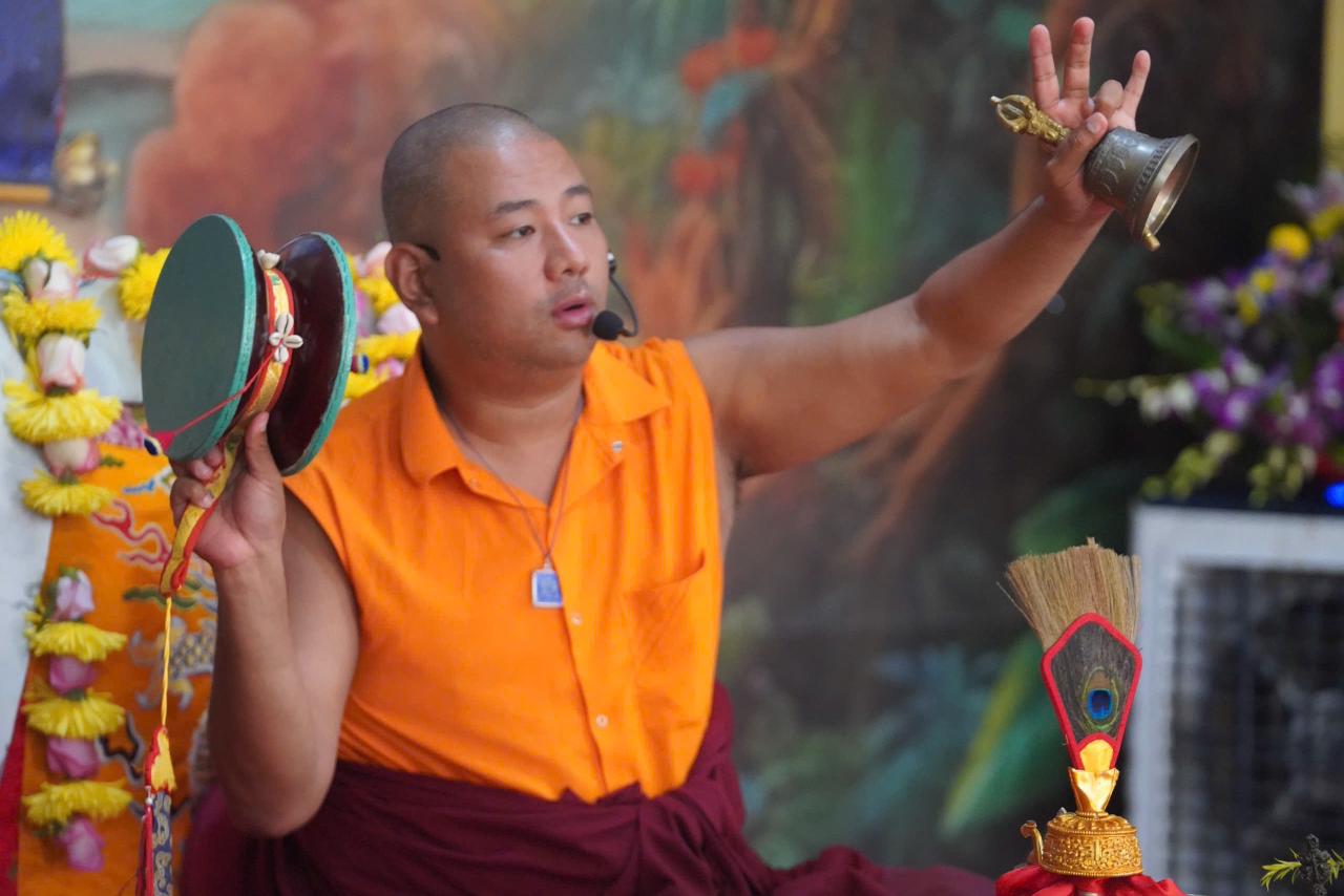 Red Feast – Pure View (Troma Nagmo)