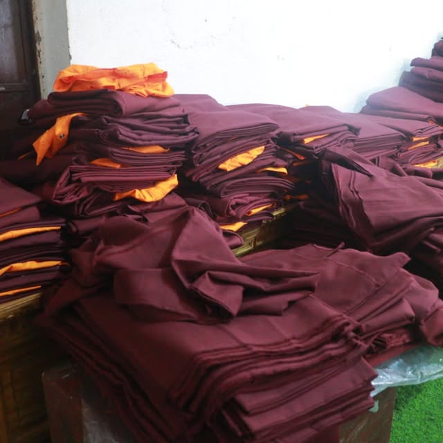 Offering Monastic Robes to the Sangha Dundul Raptenling Monastery – Odisha, India